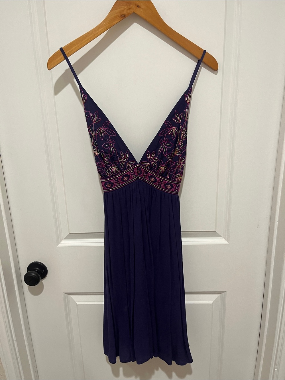 Women's Purple Embroidered V-Neck Dress